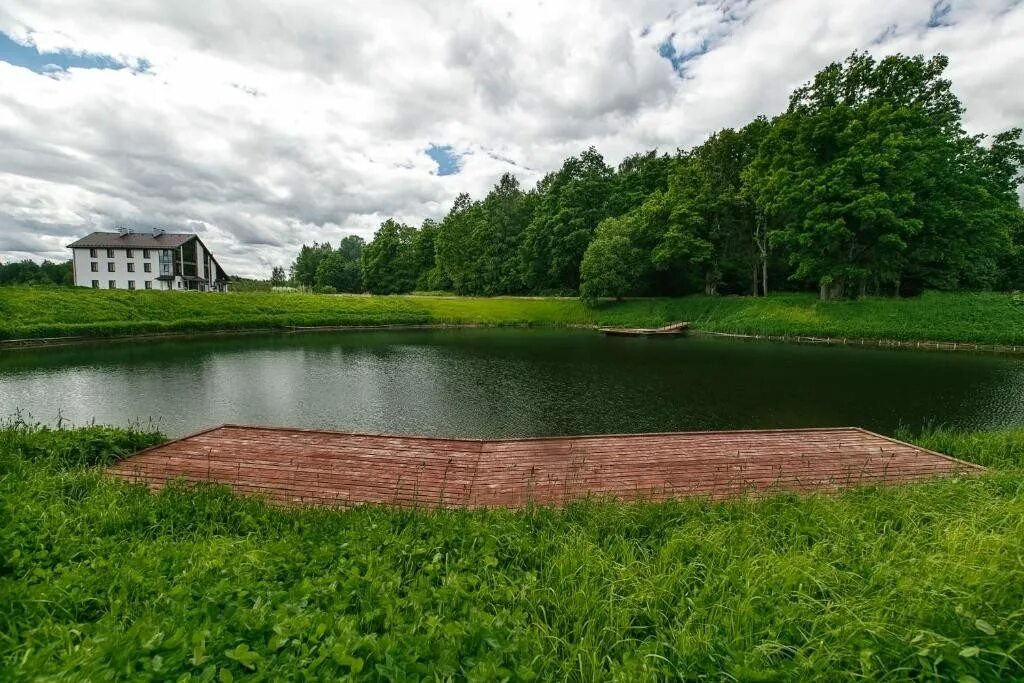 Акулово ярославская. Акулово ярославская. Акулово парк отель. Парк отель акулово ярославская область фото. Деревня акулово ярославская область.