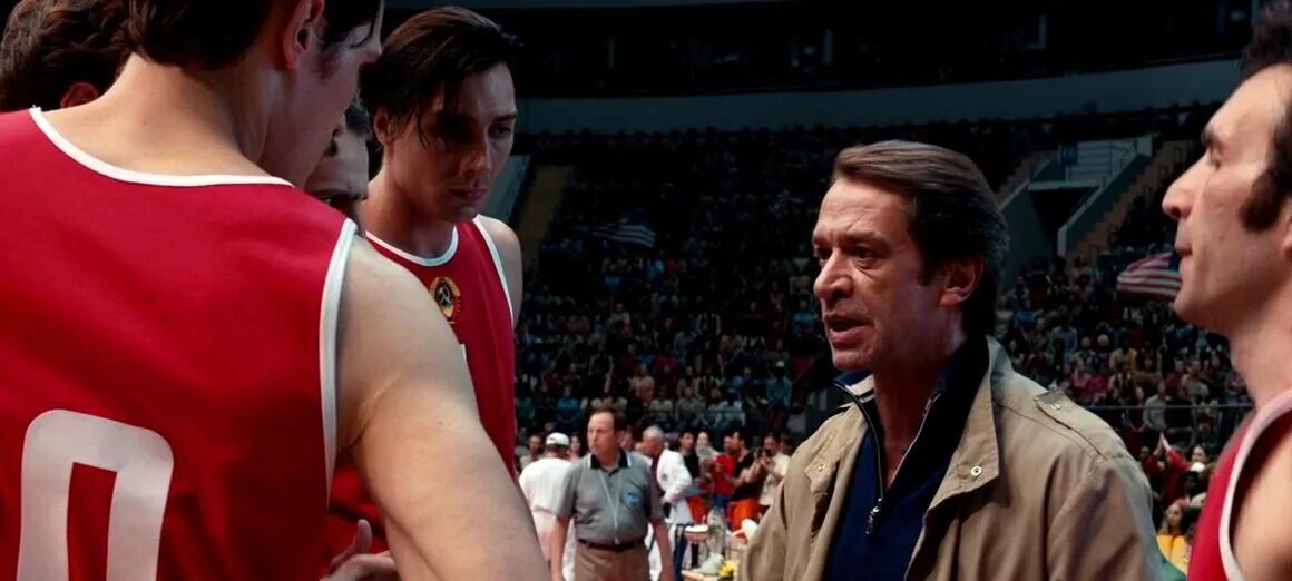 Движение вверх в полях. Движение вверх гаранжин. Движение вверх кадры. Движение вверх (2017). Движение вверх (2017).