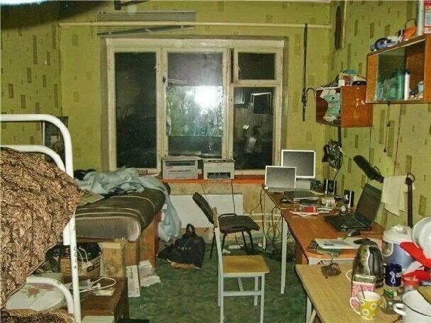 #АРЕНДА 1) Ищу соседа 2) м.Маркса, м.Студенческая 3) комната в общежитии.. 2018 