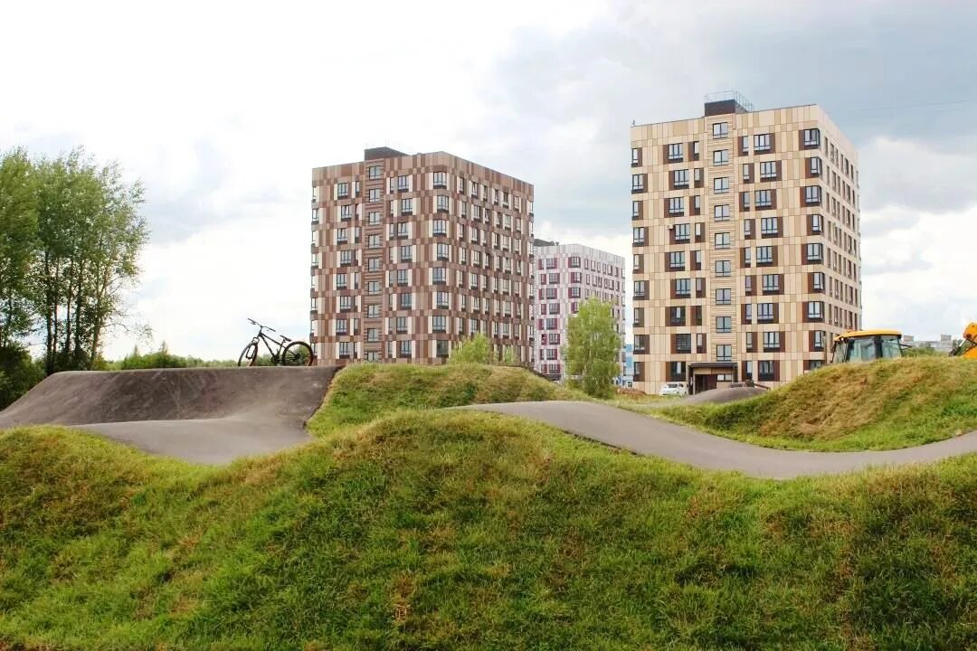 Городская среда великий новгород. Общественное пространство чистые пруды Великий Новгород. Северный микрорайон Великий Новгород. Великий Новгород благоустройство. Лисицкий парк Великий Новгород.