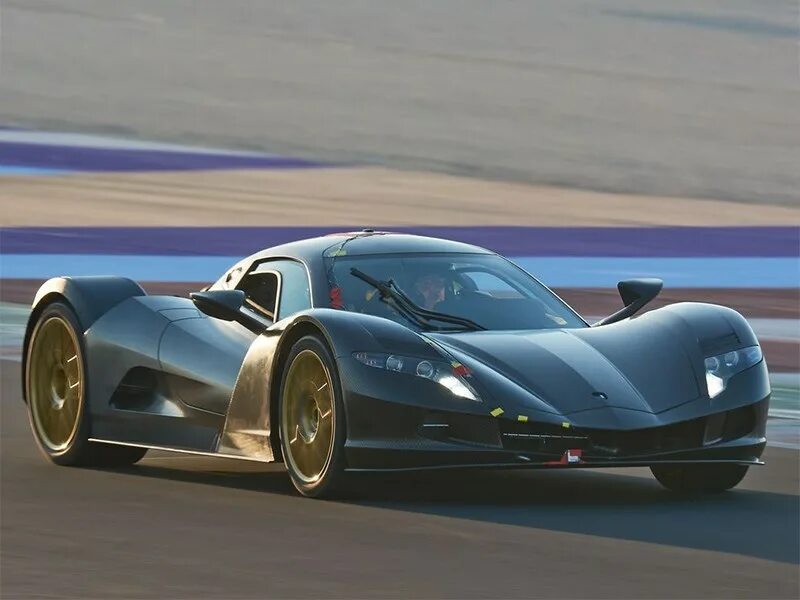 Японские суперкары. Bugatti chiron гиперкар. Owl машина aspark. Hennessey venom gt. Самая быстрая тачка.