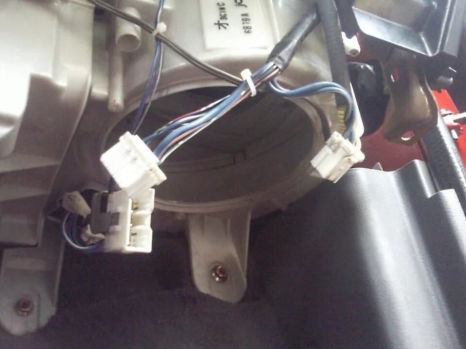 Колодка переключателя отопителя Мазда 323bj. Регулятор вентилятора салона Мазда капелла. Регулятор скорости вентилятора Mazda 323f. Mazda 626 gf обдув ног.