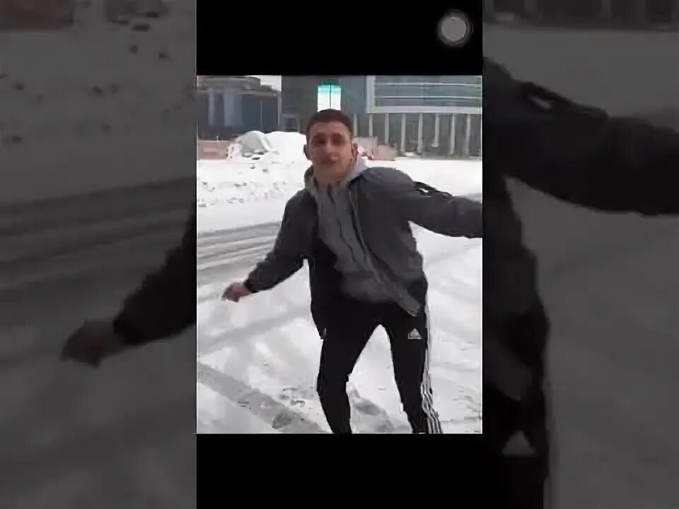 Как называется танец литвина. Танец литвина мем. литвин танцует. танец литвина гифка. шафл литвина.