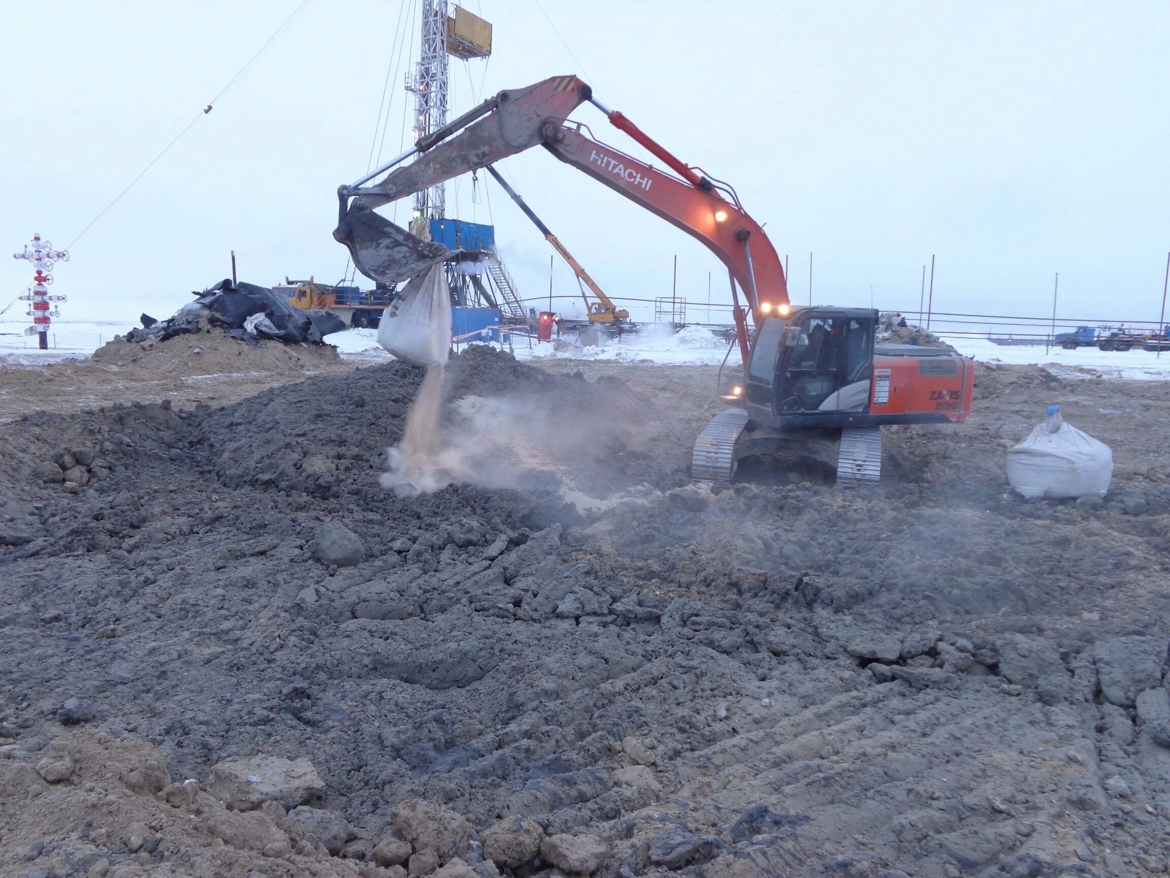 Буровой шламовый амбар. Переработка шлама на буровой площадке. Термический метод утилизации нефтешламов. Спасф природа усинск. Отходы бурения.