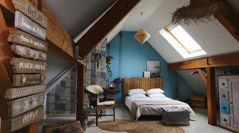 Интерьер мансарды. Во сне этажи дома. Комната в стиле чилаут. Во сне этажи дома. Мансарды.