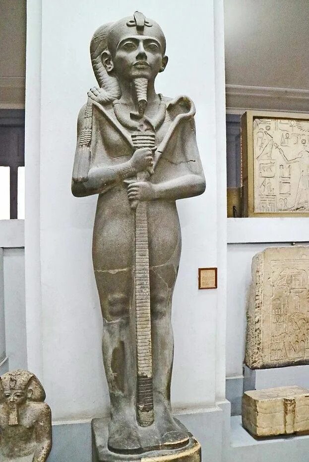 Хонсу марвел. Египетский бог хонсу лунный. Хонсу бог египта арт. Хонсу в древнем египте. Бог ханса.