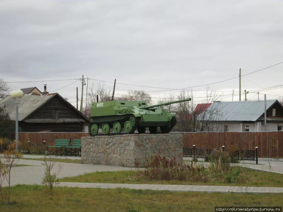 Парк Победы поселок Боровский. Посёлок Боровский Тюменской области. Тюмень поселок Боровский. Тюменская область посёлок Боровский парк. П боровский тюменский район