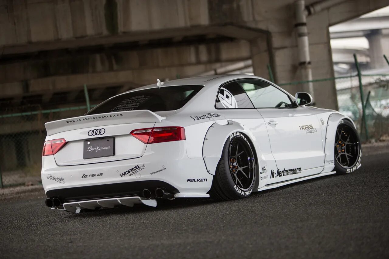 Таку 5. Audi a5 Liberty walk. Audi a5 Diffuser. Ауди а5 обвес Либерти волк. Audi rs3 Liberty walk.