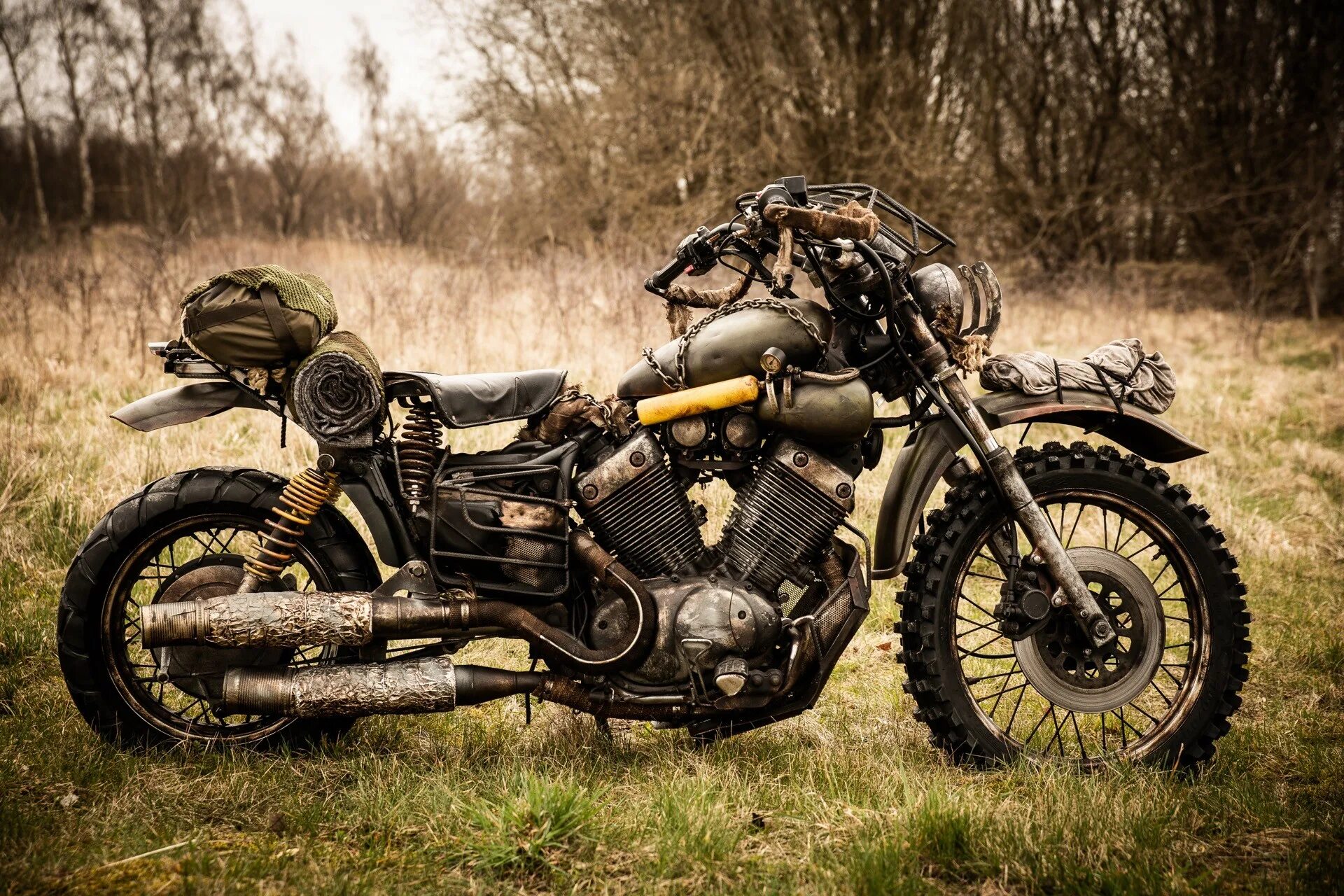 Days gone bike. Мотоцикл Дикона сент Джона. Мотоцикл Дикона Days gone. Days gone мотоцикл. Days gone байк Дикона.