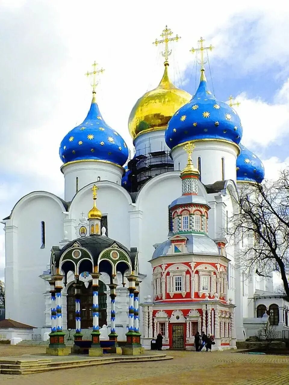 Церкви троицко сергиевой лавры. Троице-сергиева лавра сергиев посад. Церкви троицко сергиевой лавры. Троице-сергиева лавра храмы. Храм сергиев посад лавра.