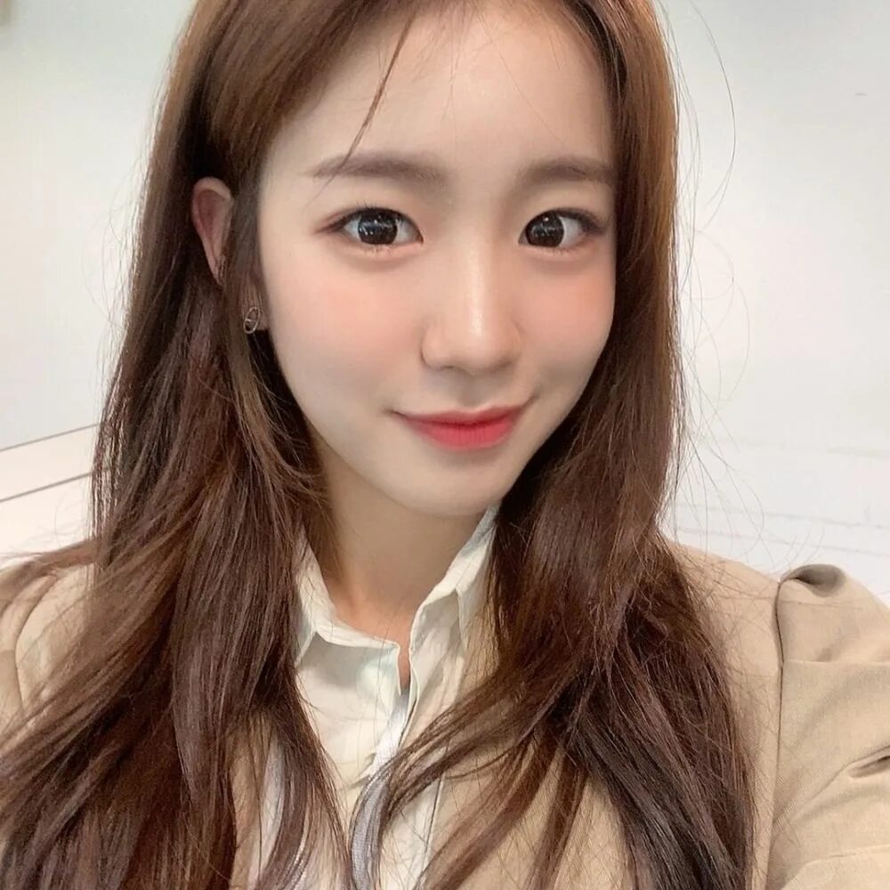 Woo ah. Woo ah woo yeon. nana wooah. lee yoomi. woo ah kpop.