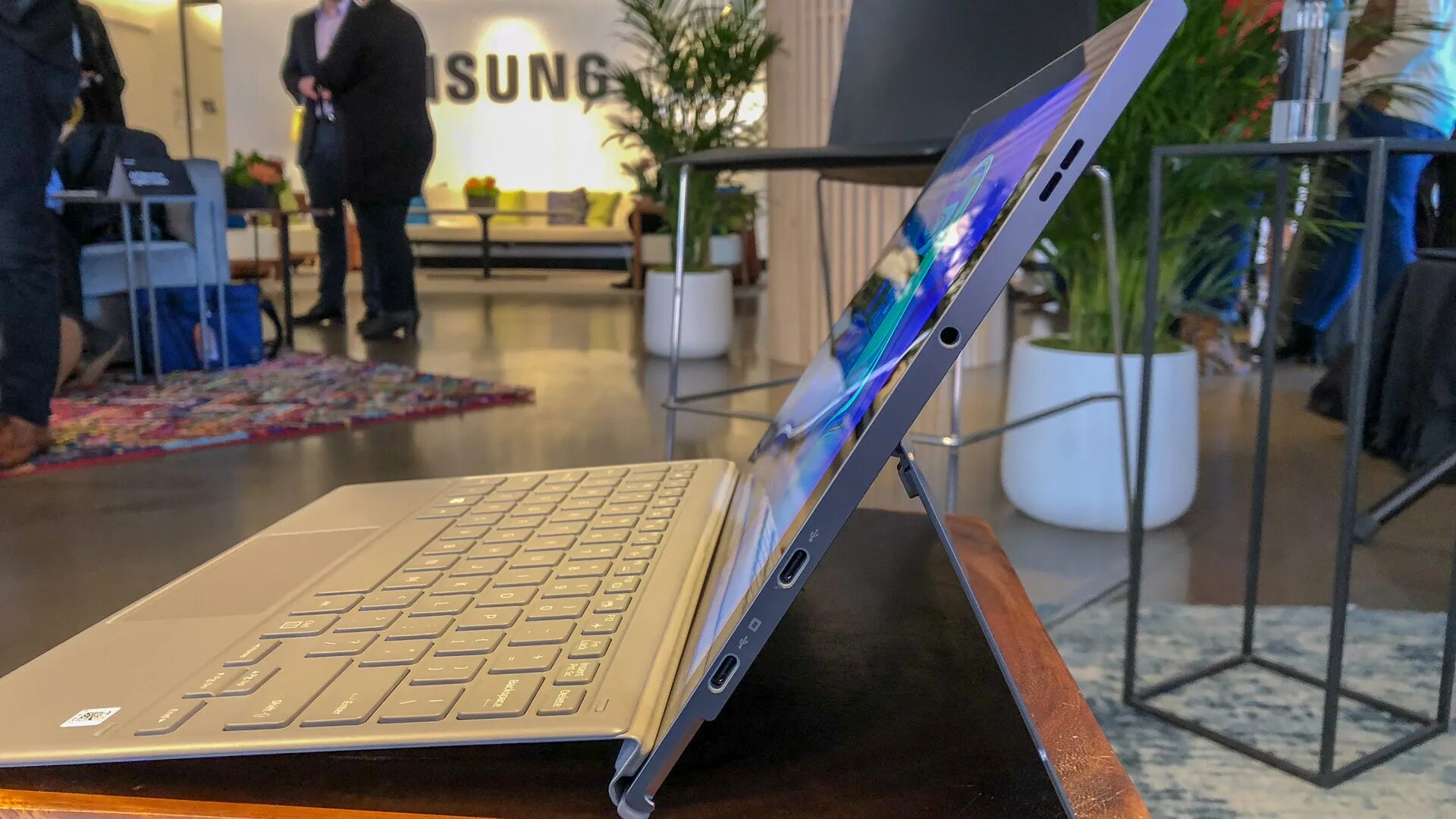 Samsung Galaxy book2 360. Samsung Galaxy book 360. Samsung Galaxy book 2. Самсунг Гэлакси бук 2 про 360.