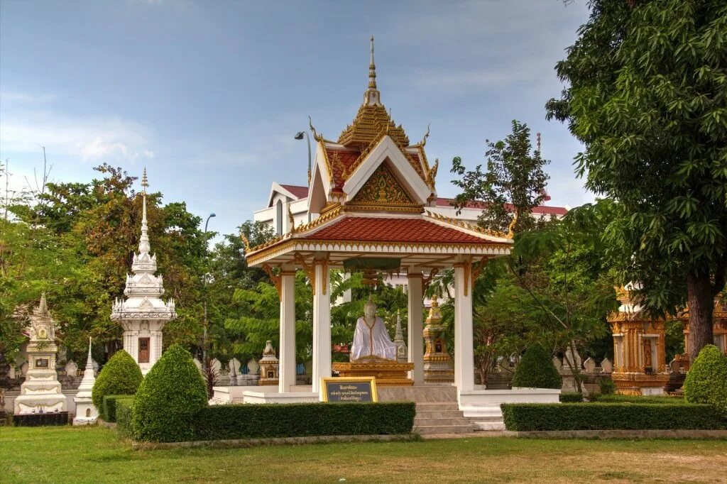 Вьентьян. Лаос Вьентьян. Храм Вьентьяна. Вьентьян столица. Буддийские храмы Лаоса.