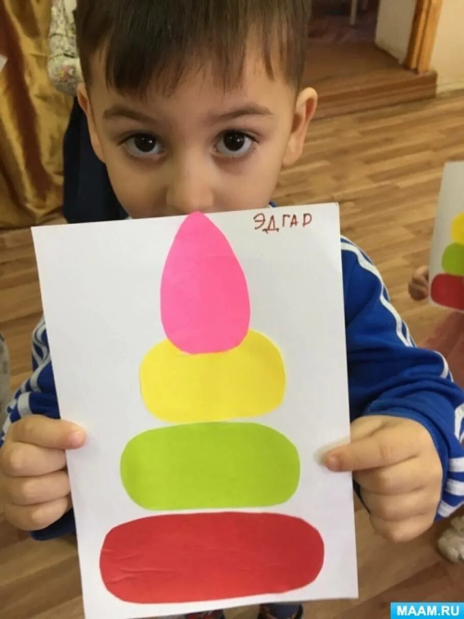 Аппликация пирамидка во 2 младшей группе. Пирамидка аппликация во второй младшей группе. Пирамидка младшая группа. Пирамидка во второй младшей группе. Пирамидка младшая группа.