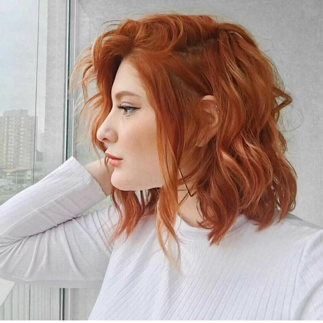 Рыжий боб стрижка. Хейли уильямс рыжая. Рыже карие волосы. Джессика честейн с короткими волосами. Рыжее каре с челкой.