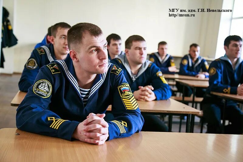 Морской колледж после 9 класса. Ломоносовский морской колледж вмф курсанты. курсанты морского училища. курсант мореходного училища. форма курсанта морского училища.