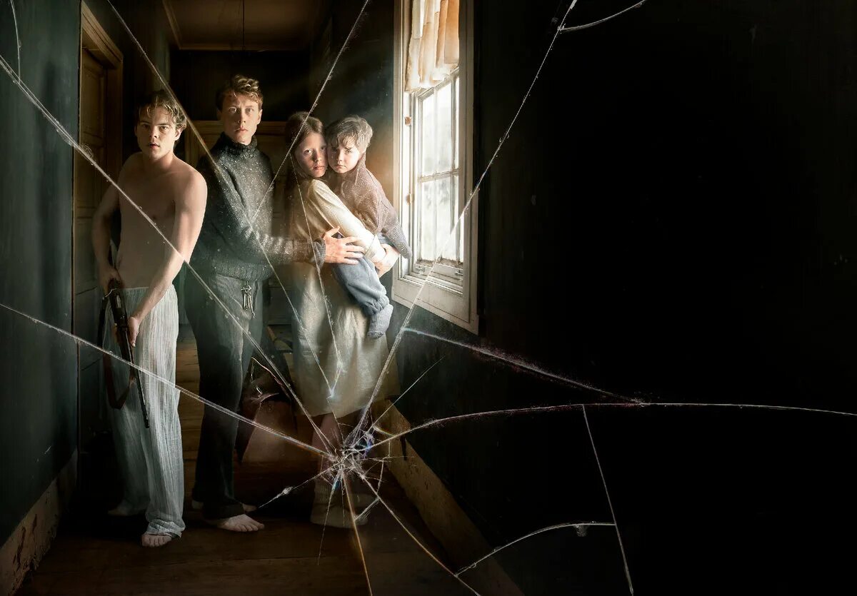 Чарли хитон обитель теней. Чарли хитон обитель теней. Обитель теней фильм 2017. Обитель теней на русском. Фильм обитель теней испания.