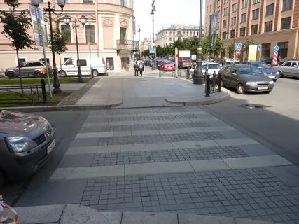 Изморось поливала улицы и проспекты тротуары