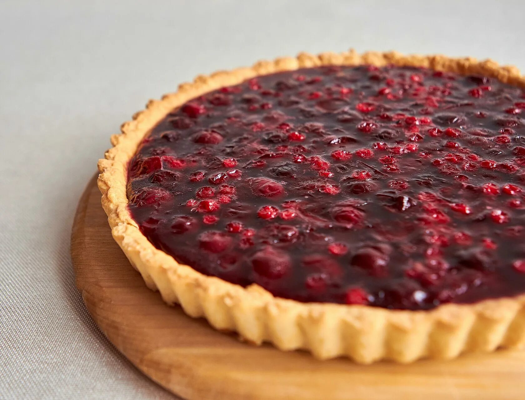 открытый пирог с повидлом из песочного теста. открытый песочный пирог с вишней. пирог с лимонным кремом. открытый песочный. пирог из яблок.