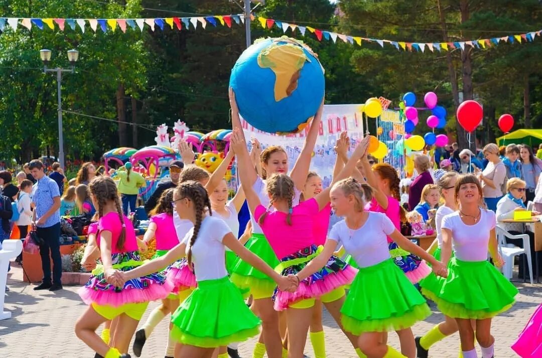 Центр детского творчества междуреченск. Междуреченск кемеровская область цдт. Цдт междуреченск. Центр детского творчества междуреченск. Эмблема цдт.