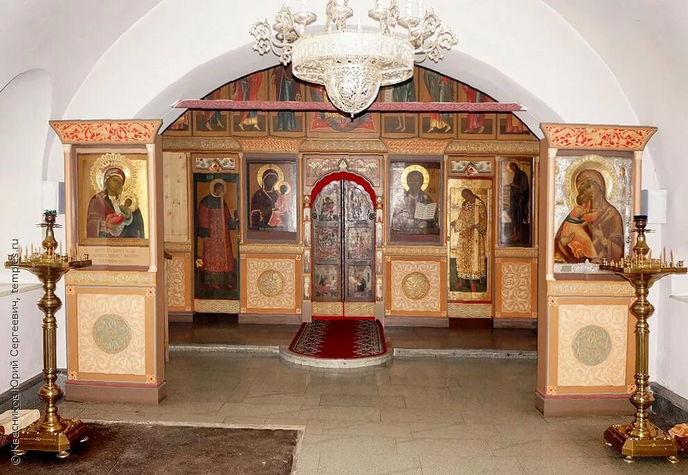 храм спаса нерукотворного в котово. храм спаса нерукотворного в котово. долгопрудный храм иконостас. храм спаса нерукотворного образа в котово долгопрудный. храм спаса нерукотворного в котово расписание.