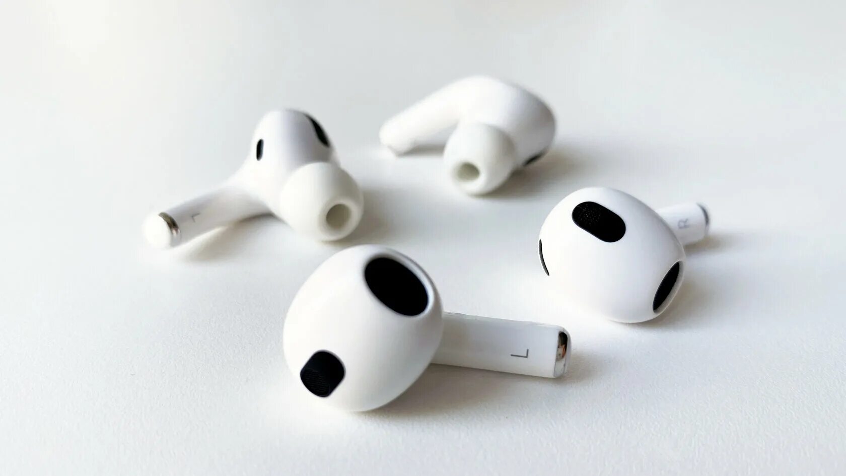 Airpods mpny3. AIRPODS 3 поколение. AIRPODS 3rd Generation. Наушники Apple AIRPODS (3-го поколения, 2021). Наушники Эппл аирподс 3rd Generation.