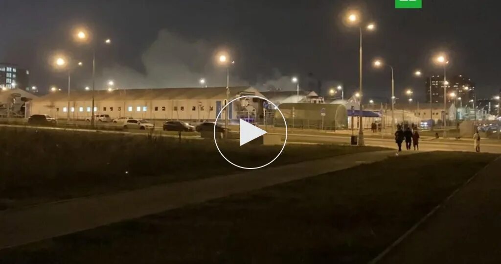 Пожар в коммунарке 1. Манеж москва пожар. Пожар в коммунарке сейчас. Пожар в коммунарке сейчас. Пожарные московская область.