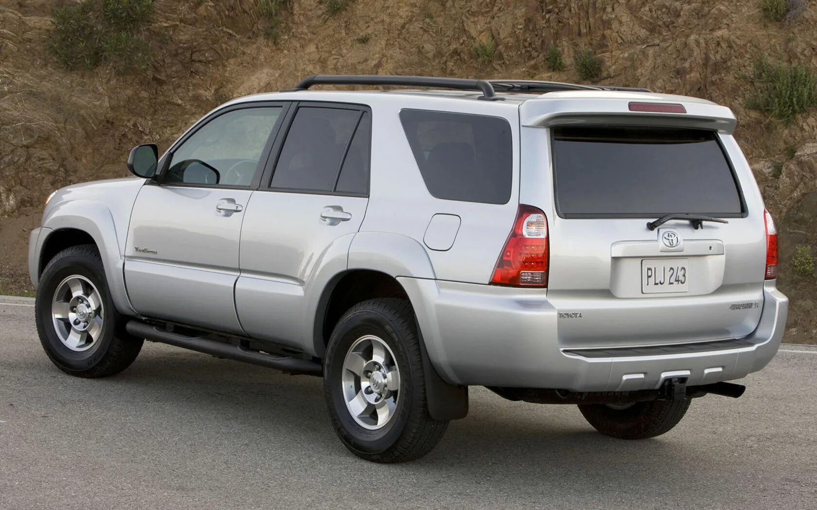 Тойота 4л бензин. Тойота 4 раннер 2010. Тойота 4л бензин. Тойота 4runner 2002. Toyota 4runner 2012.