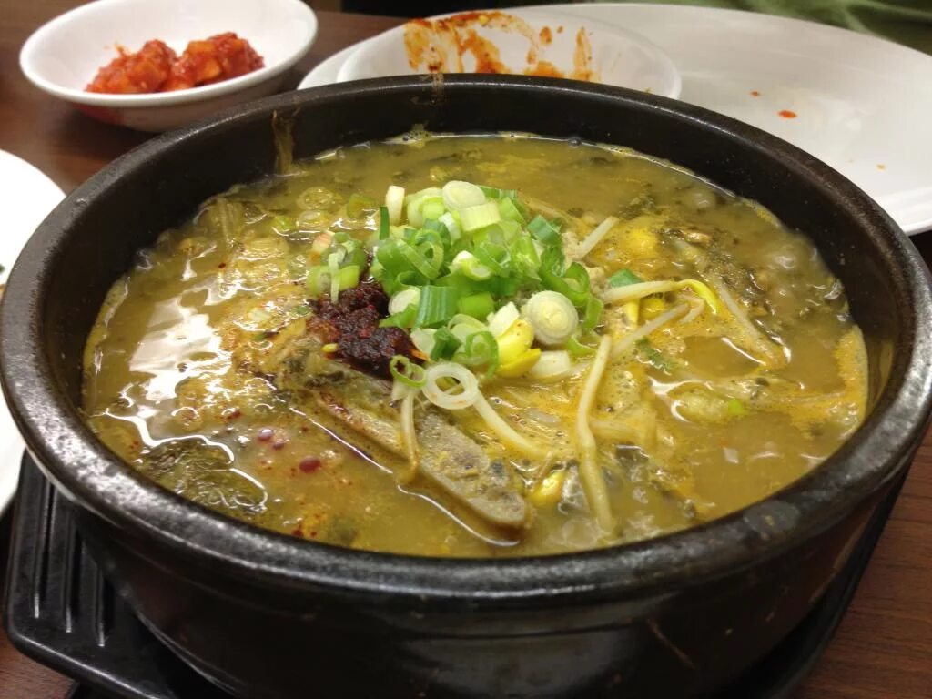 Пук тяй. Пуктяй корейский суп. Сапсо суп. Кальбитан корейский суп. Кук тяй корейский суп.