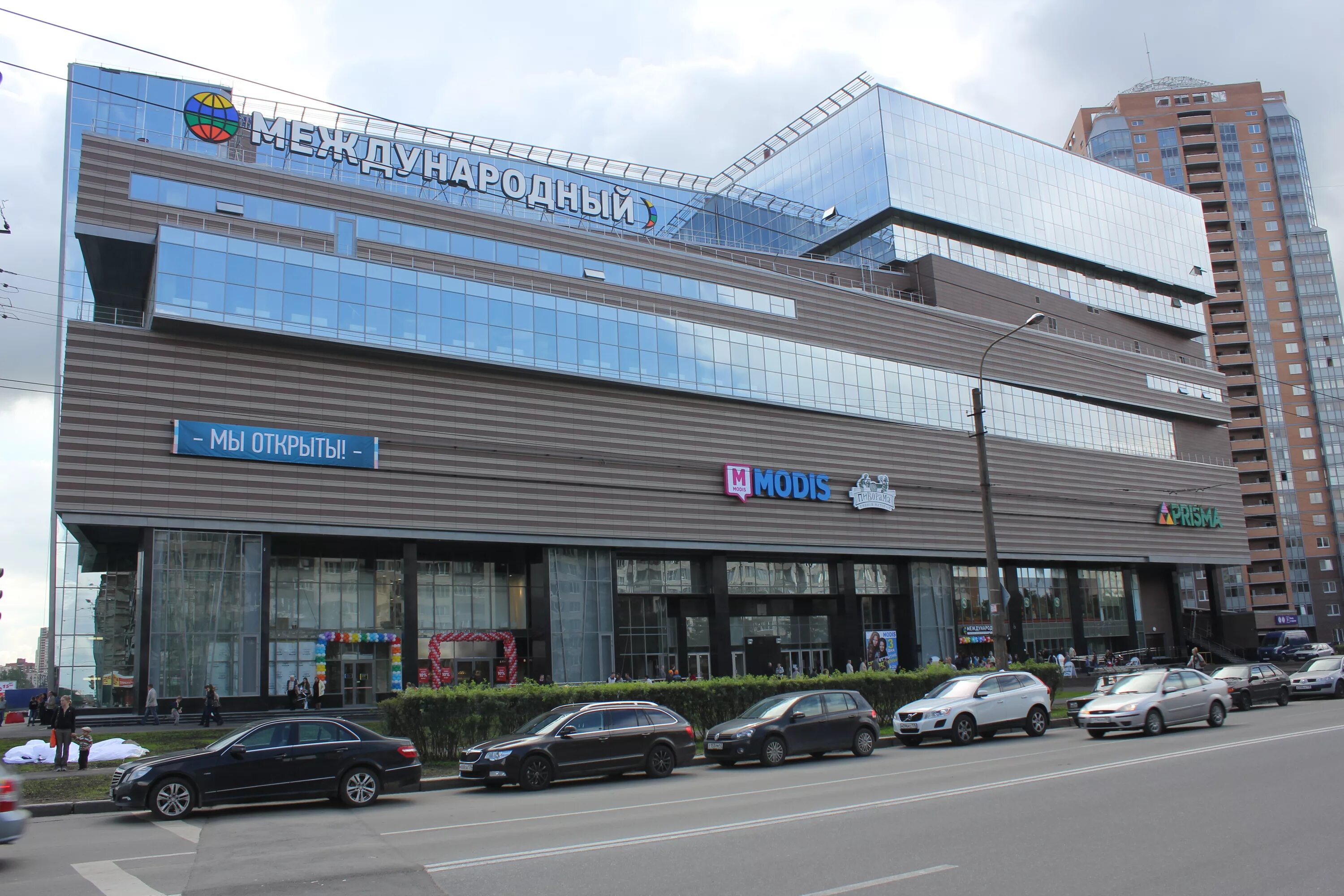 Метро международная магазины. Торговый центр метро международная санкт-петербург. трц международный спб. белы куна 3 тц. санкт-петербург, ул. белы куна, 3.