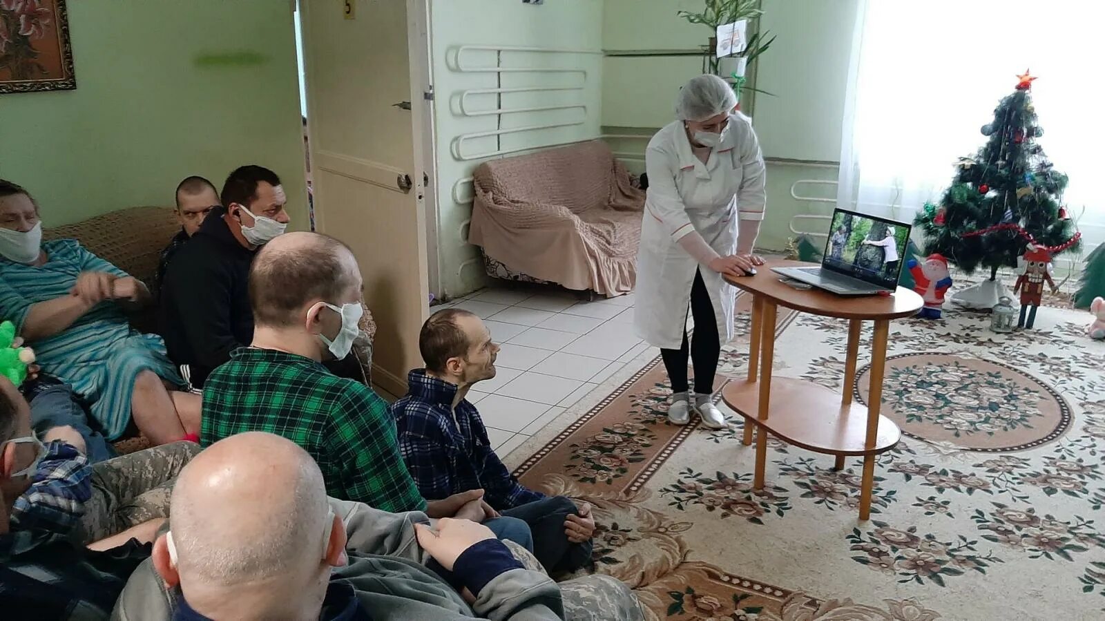 Липецкий дом интернат для престарелых и инвалидов. Кубитет кемеровская область тяжинский район. Дом интернат здание. Нижневартовский специальный дом интернат для престарелых. Гаусо "арский дом-интернат для престарелых и инвалидов".