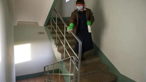 Лестничный лифт в подъезде