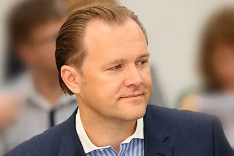Глава перекрестка