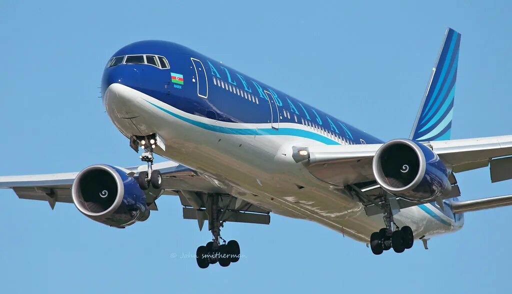 Боинг 2 4 2. Боинг 767-300 azal. боинг азал 787. boeing 767-300er azal. боинг 767 азал.