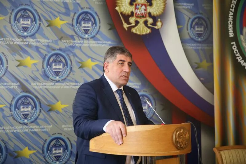 Федотова полина яновна дгпу. Нариман асваров ректор дгпу. Нариман асваров. Федотова полина яновна дгпу. Ректор дгпу.