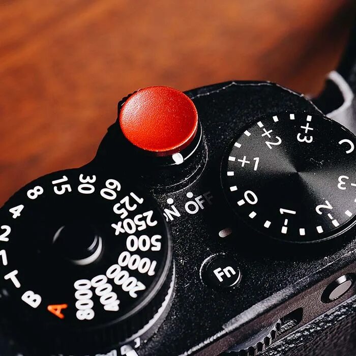 Кнопка спуска затвора красная. Soft release button leica 12 mm 14010. Кнопка спуска fujifilm t2. Кнопка спуска затвора leica. Кнопка спуска.