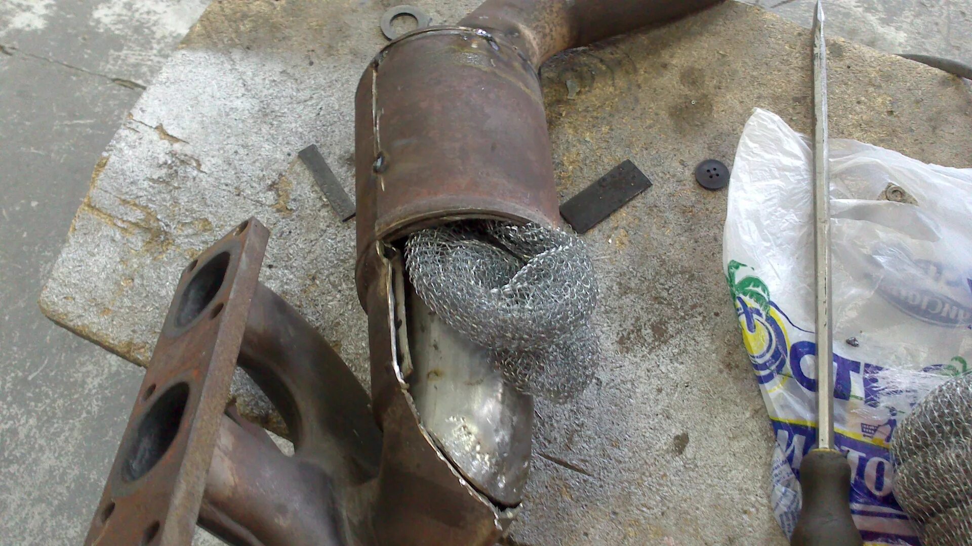 Удалить катализатор бмв. Удалить катализатор бмв. Катализатор f10 n20. Катализатор bmw x5 e534. Катализатор bmw x5 e534.