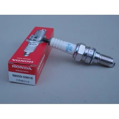 Honda cr зажигание. Свеча зажигания cr9eh-9. NGK свечи зажигания cr9eh. 98059-59916 Свеча зажигания. Honda CB 400 свечи зажигания артикул.