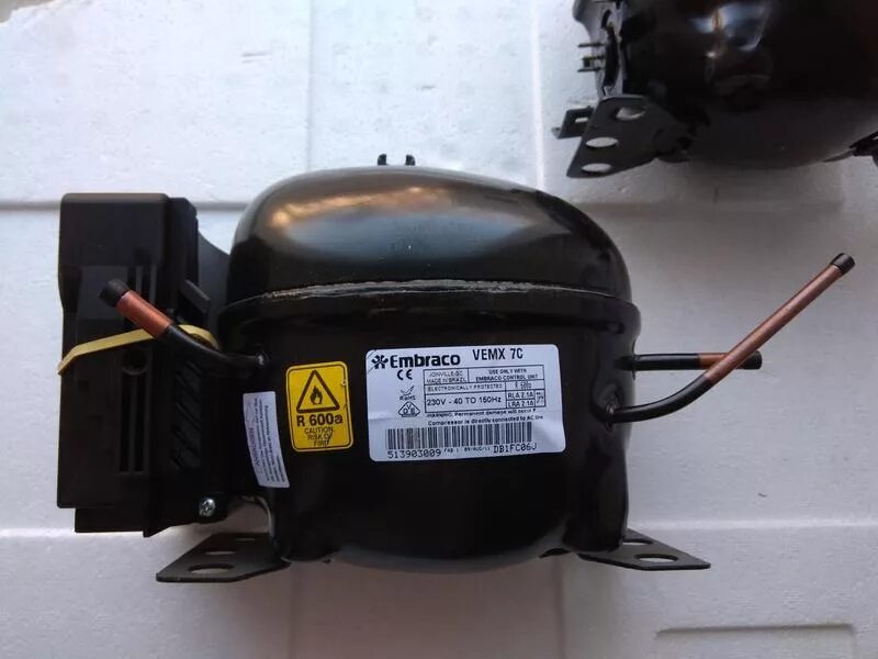 Компрессор инвертор. Компрессор холодильника embraco r600a 3ph vegz11c. мотор холодильника embraco vemz 9c. инвертор компрессора embraco vesa9c. embraco aspera vemc 9c, r-600,.