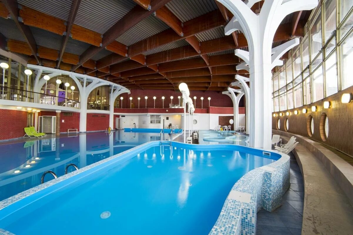 клубный отель дельфин пицунда. отели пицунды все включено с бассейном. отели пицунды все включено с бассейном. Paradise beach отель 4 абхазия пицунда. абхазия пицунда отель гагры.