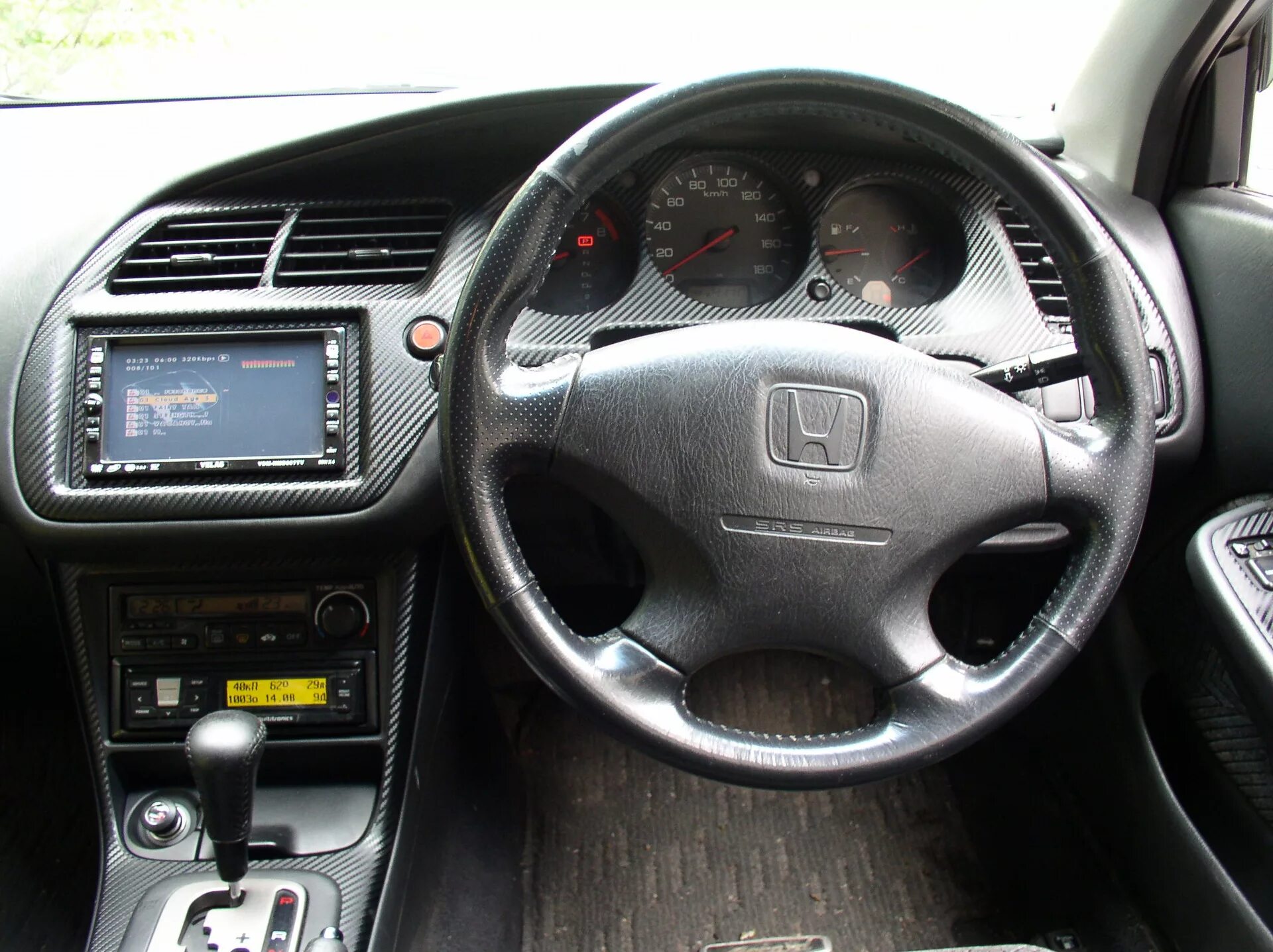 Салон хонда аккорд 6. Хонда аккорд 6 поколения салон. Honda accord 6 поколение. Honda accord 6 2001. Honda accord 6 coupe 3.