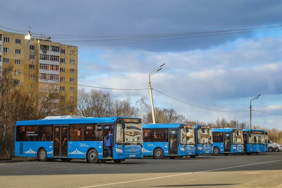 Тверь автобус 56. Автобус ЛИАЗ 4292 Тверь. ЛИАЗ 4292 Ржев. Автобусный парк Тверь транспорт Верхневолжья. ЛИАЗ 5292 Верхневолжское АТП.