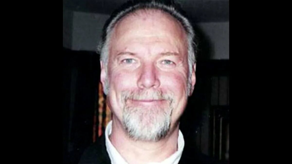 Marvin john. Марвин джон химейер бульдозер. Киллдозер марвин химейер. Marvin john heemeyer. Марвин химейер бульдозер.