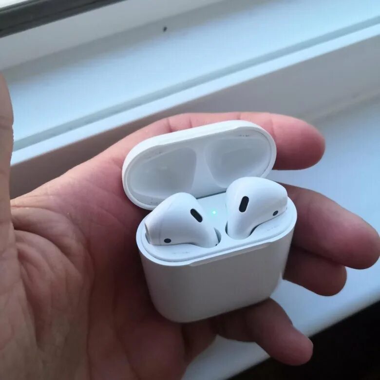 Airpods авито. Air pods 2. AIRPODS Air 2. Наушники аирподс 1 оригинал. Air pods Pro 6.