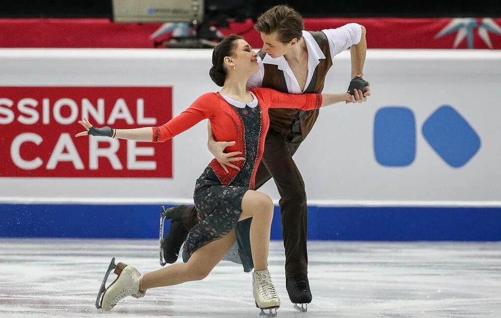 Гимнастику катание. Мейнстрим фигурное. Парное фигурное катание. Мейнстрим фигурное. Мейнстрим фигурное.