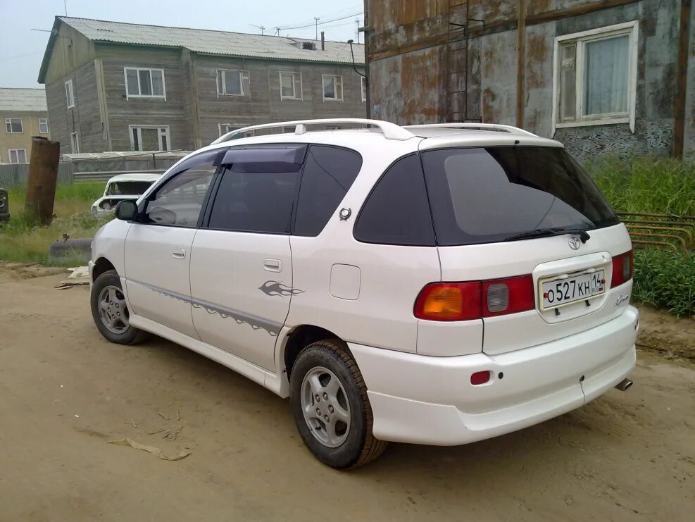 Ипсум 98 год. Toyota ipsum 98. Тойота Ипсум 98г. Toyota ipsum 2000. Тойота Ипсум 98 года.