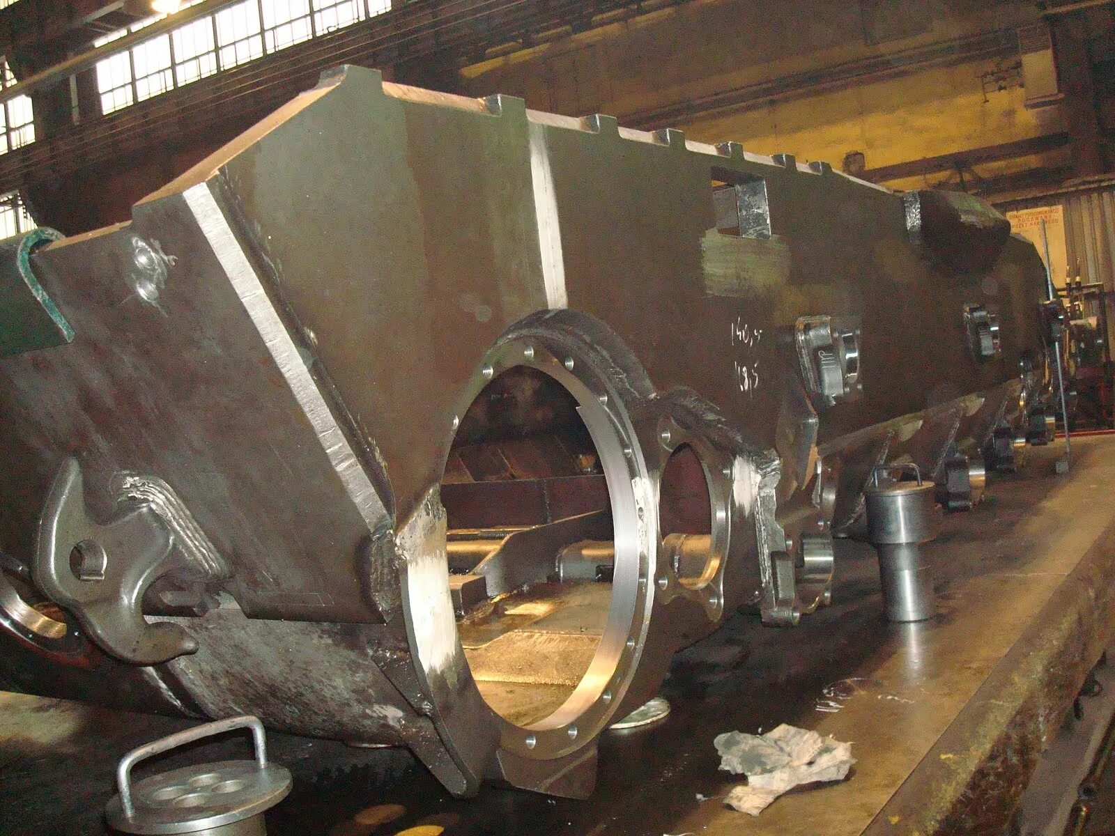 018-3. Корпус т3. Корпус т-150 шарнира в сборе 151. Корпус сцепления ямз-236. Т-55 трансмиссия.