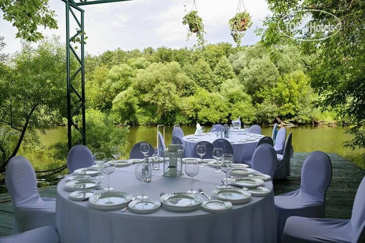 Загородный комплекс Де Лоре Домодедово/ De' Lore Park Hotel Domodedovo: цены, ме