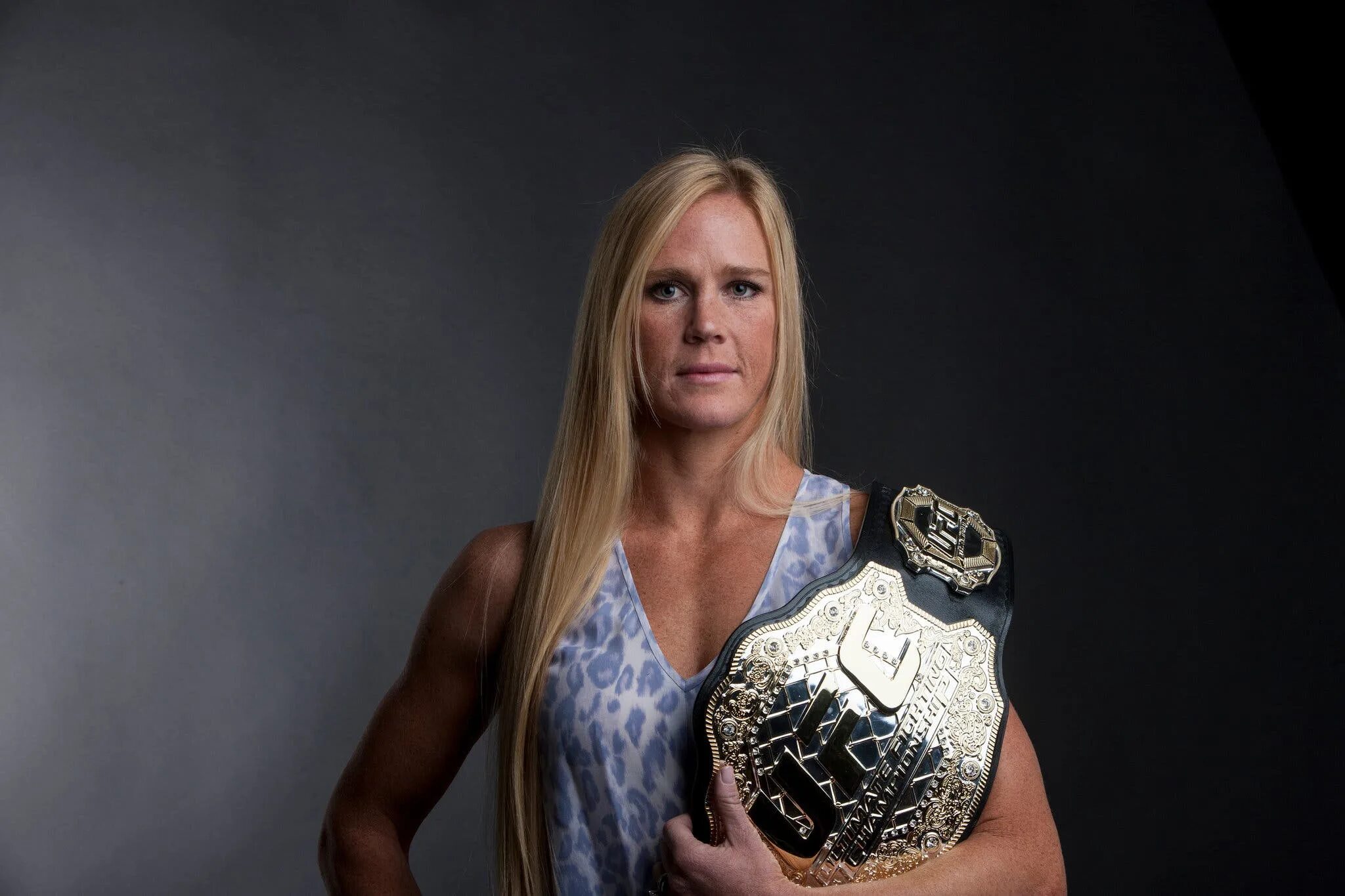 Холе холм. Холли холм. холли холм фото. holly holm 2015. холли холм чемпион.