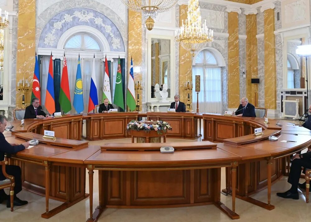 Встреча лидеров стран снг в петербурге. Саммит снг 2025. неформальная встреча глав государств снг. глав государств снг 2025. неформальный саммит снг в санкт-петербурге 2025.